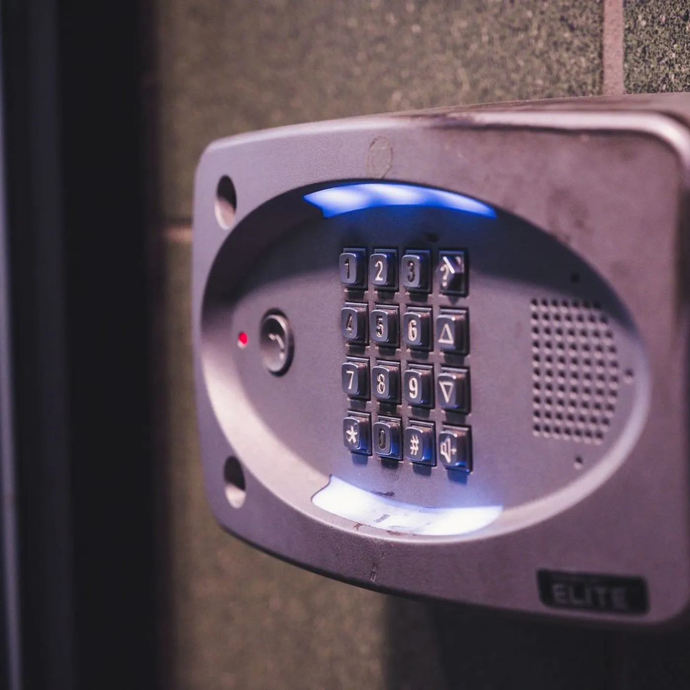 Monitored security alarm keypad